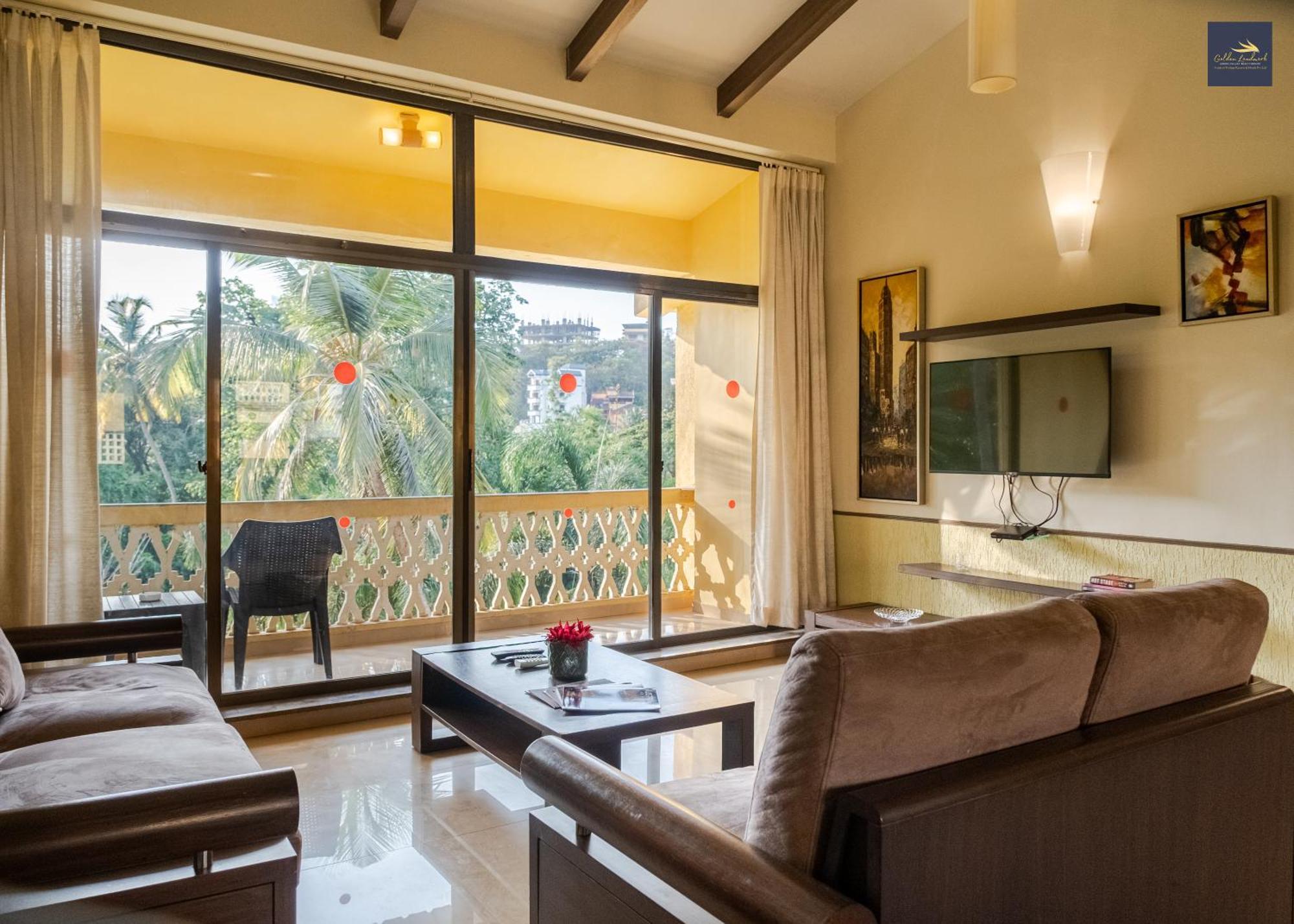 Golden Landmark Green Valley Beach Resort Dona Paula Exterior foto